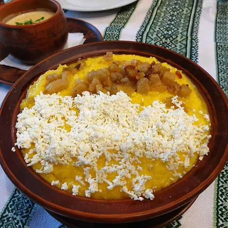 ворота карпат Hotel